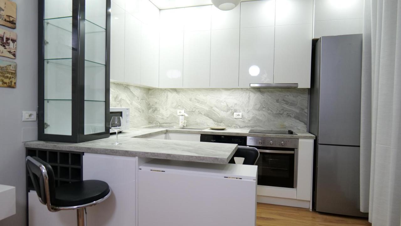 City Center Apartment Niko 04 地拉那 外观 照片